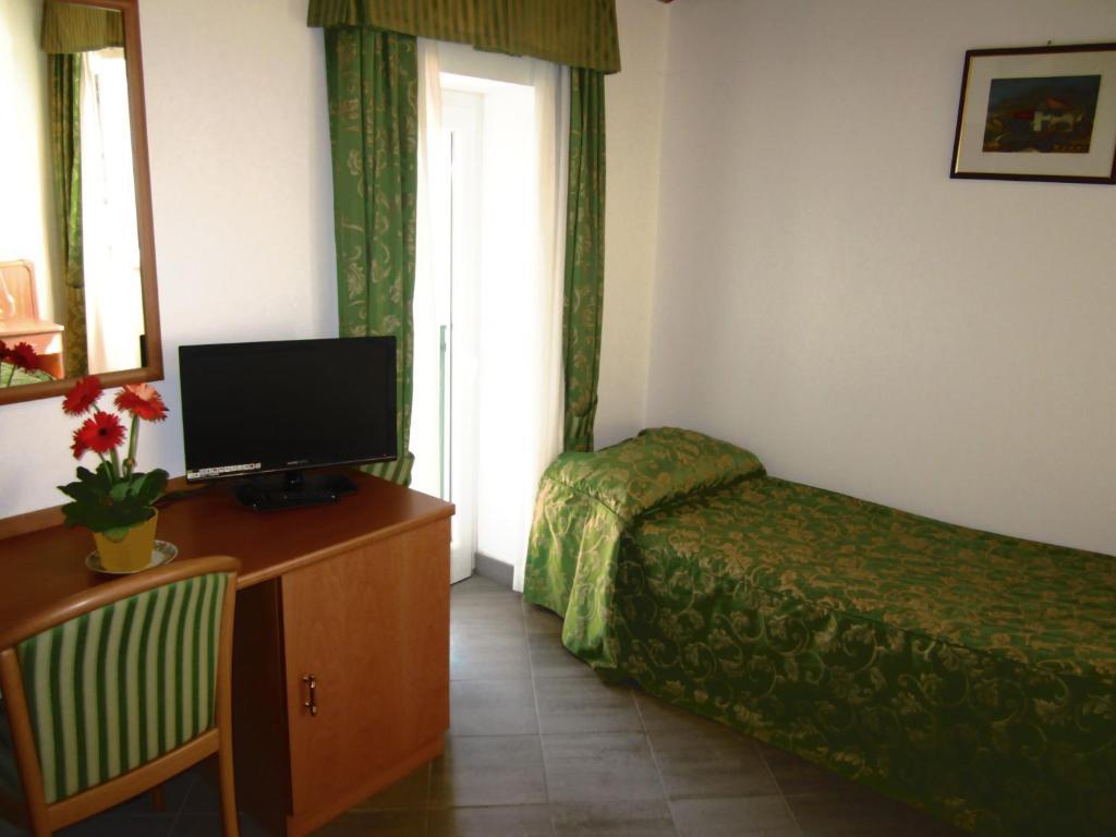Albergo La Veranda Tavarone Extérieur photo